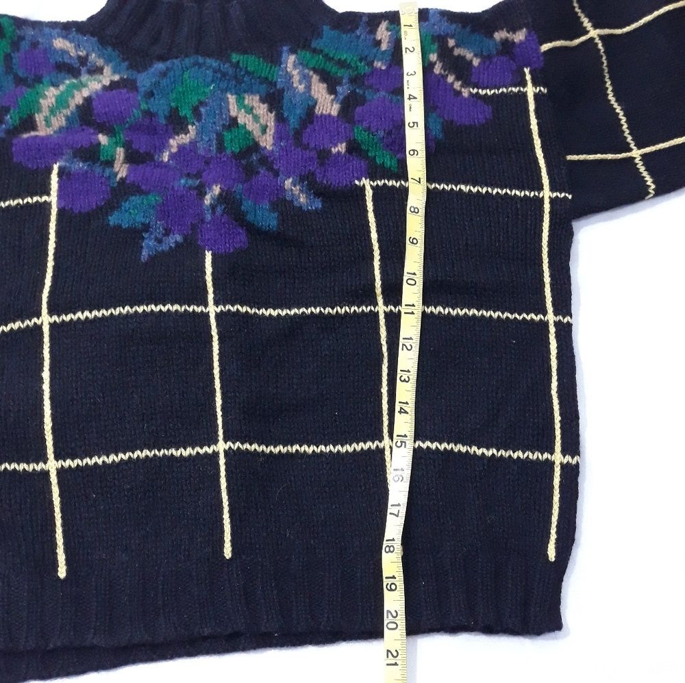 Floral Grid Sweater 100 % Shetland Wool Black  Purple And Yellow Size Medium - Picture 10 of 11